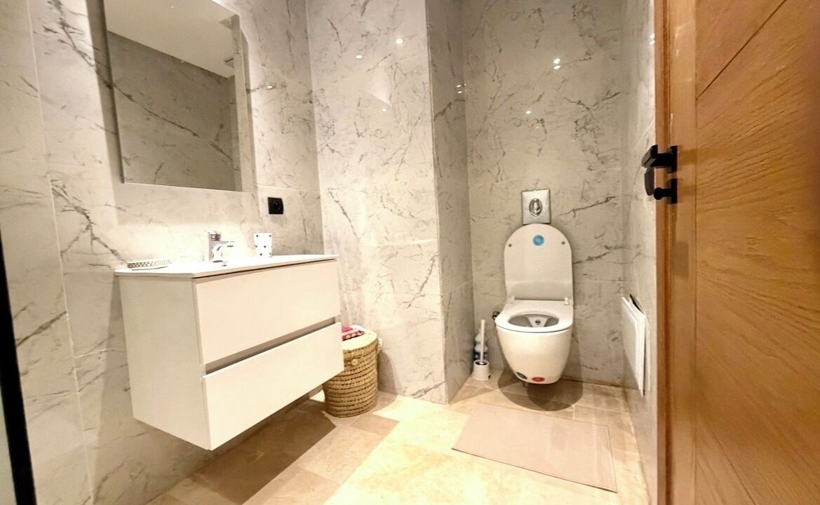 Photo of Bathroom in Belvedere