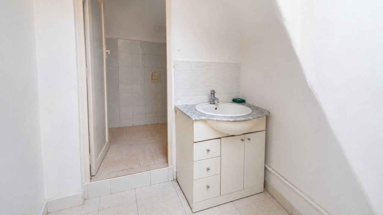 Photo of Bathroom in SOUR JDID