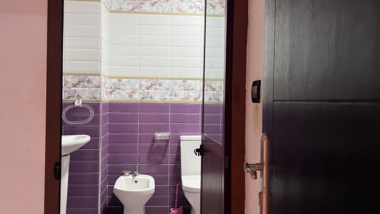 Photo of Bathroom in Geresh
