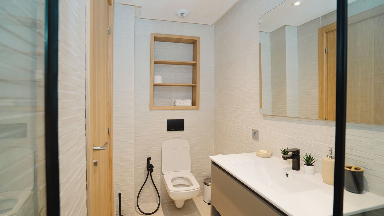 Photo of Bathroom in Branes