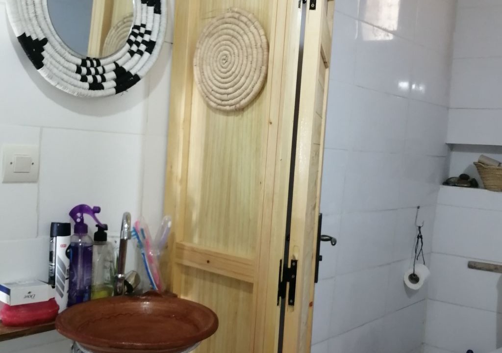 Photo of Bathroom in Tamri
