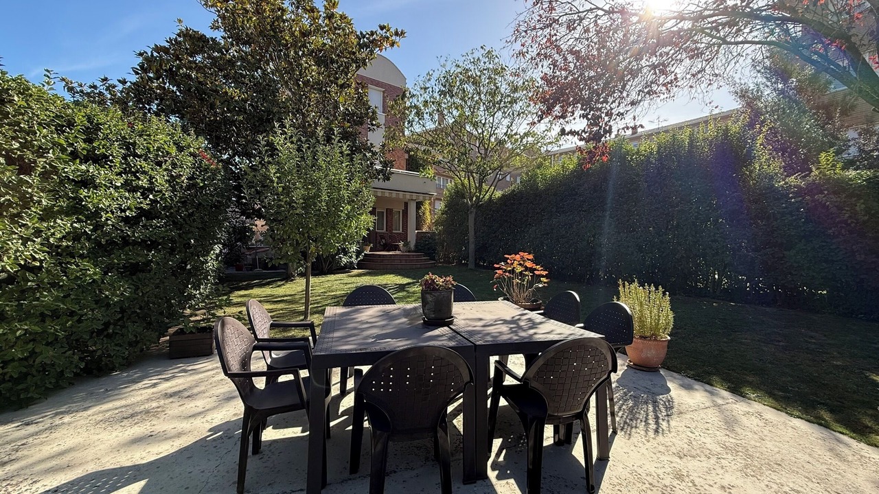 Photo of Outdoor in Baranain