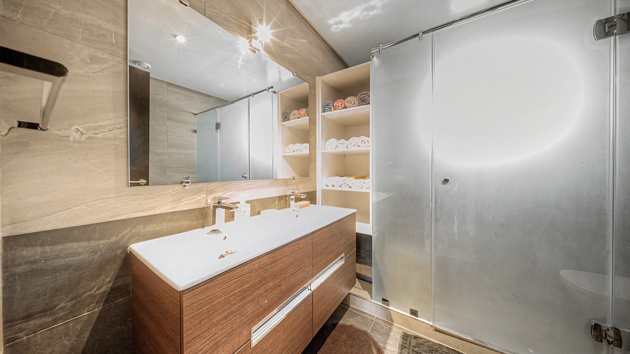 Photo of Bathroom in Tamrhakht