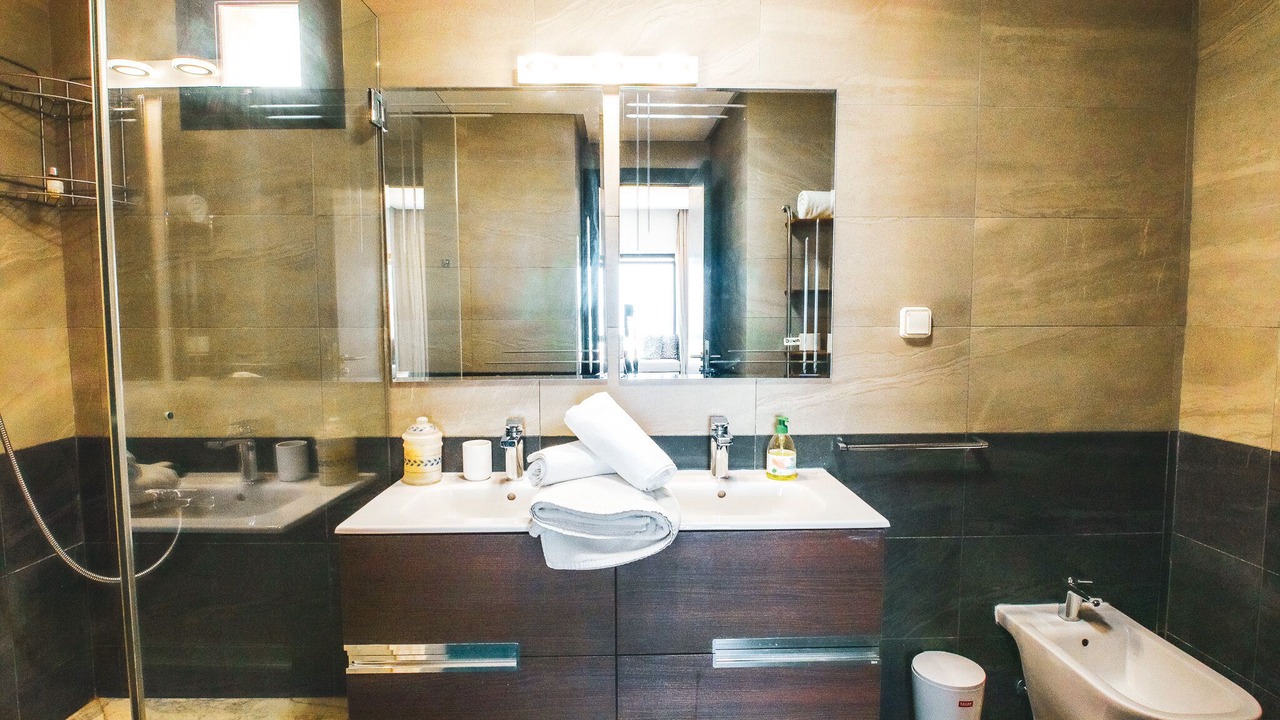 Photo of Bathroom in Tamrhakht