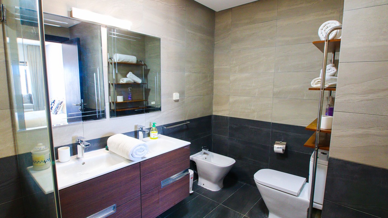 Photo of Bathroom in Tamrhakht