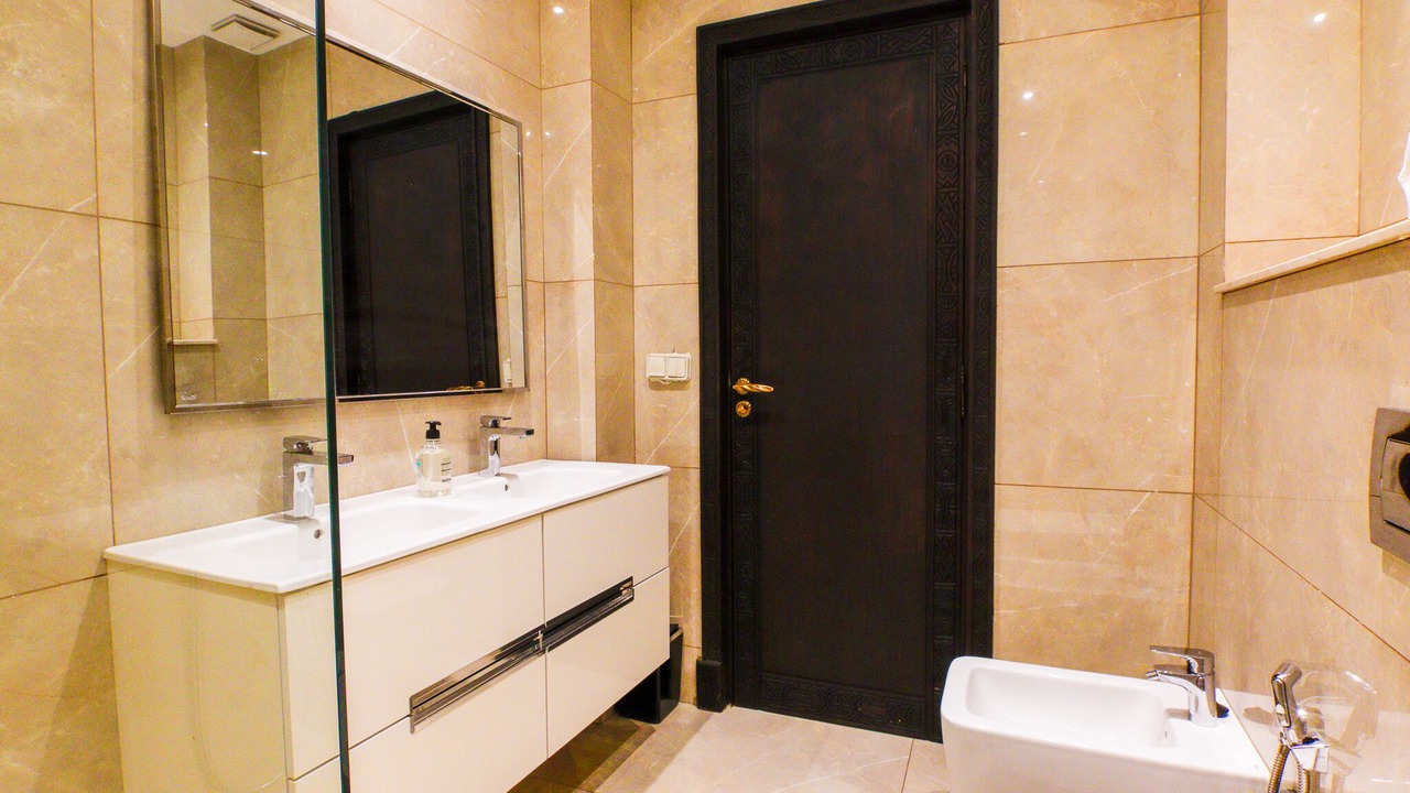 Photo of Bathroom in Secteur Touristique