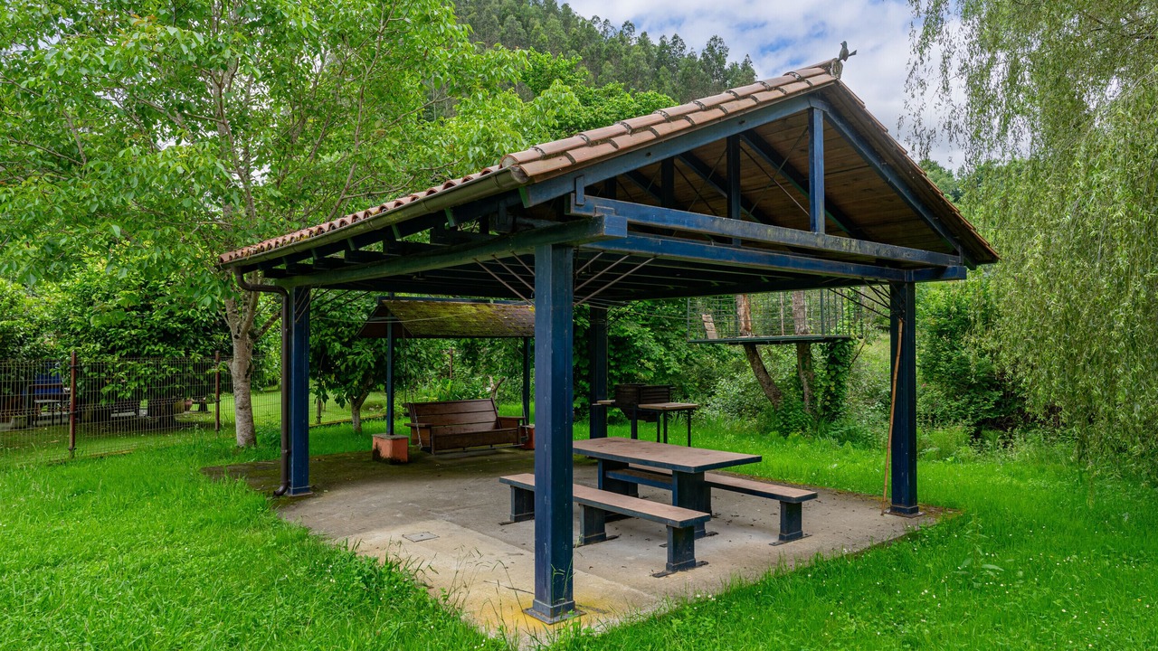 Photo of Outdoor in Sales