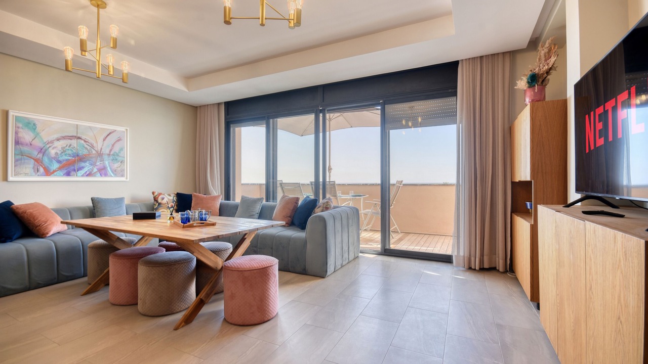 Photo of Livingroom in Tamrhakht