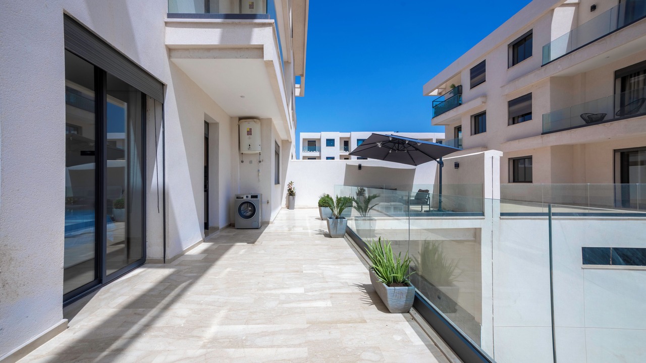 Photo of Patio Balcony in Founty