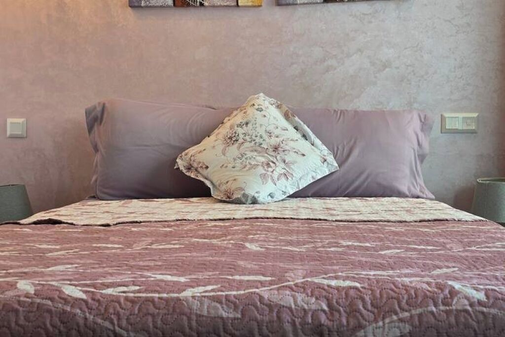 Photo of Bedroom in Les Amicales
