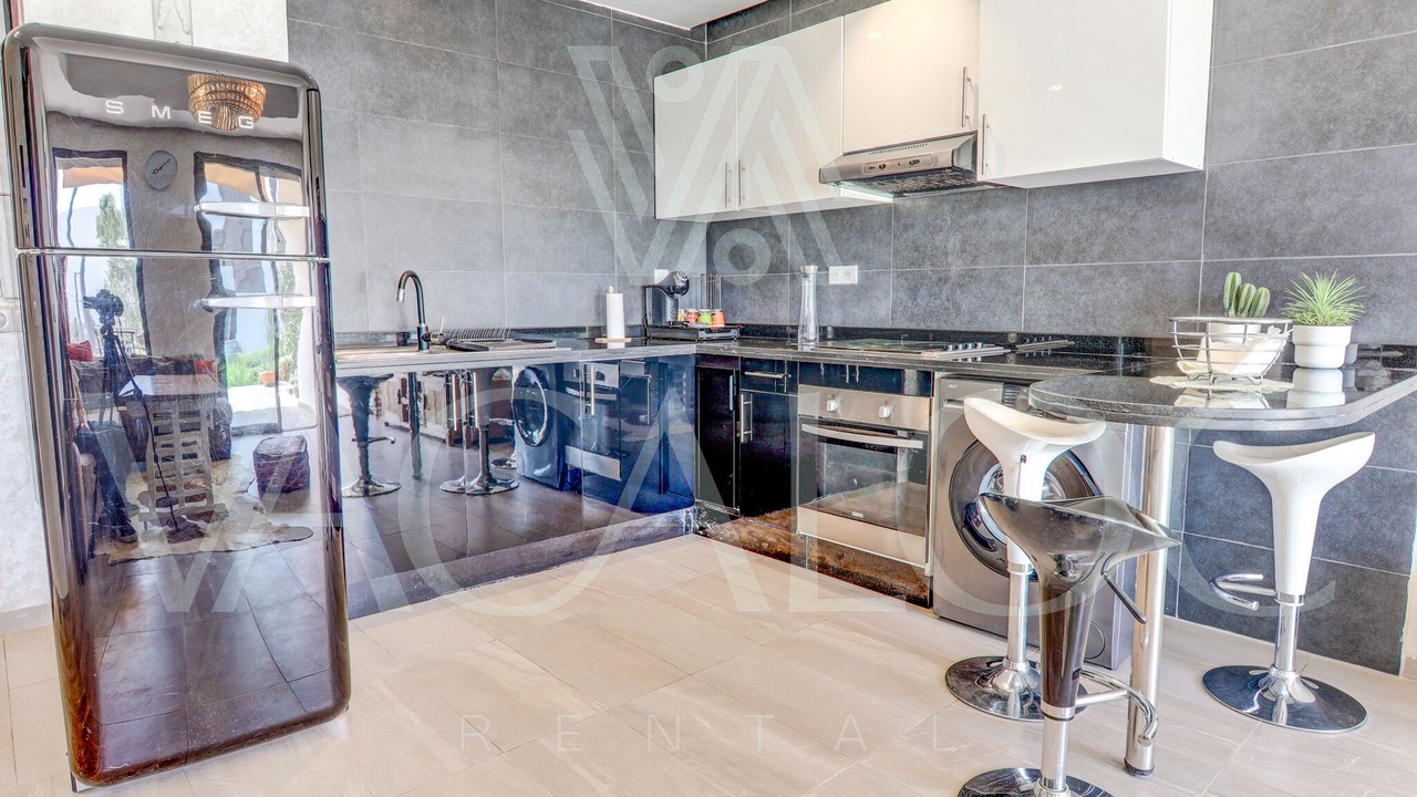 Photo of Kitchen in Tamrhakht