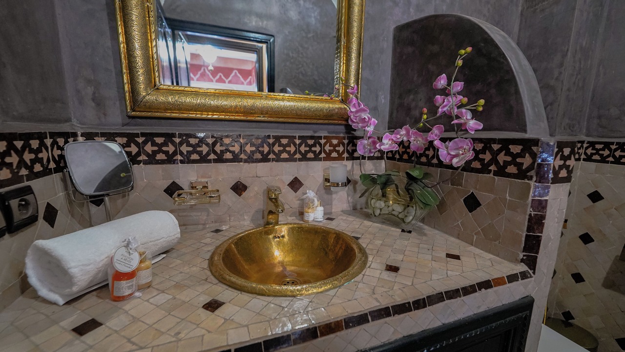 Photo of Bathroom in Targa