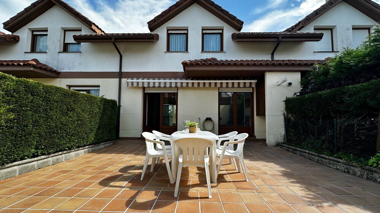 Photo of Outdoor in Pedrena