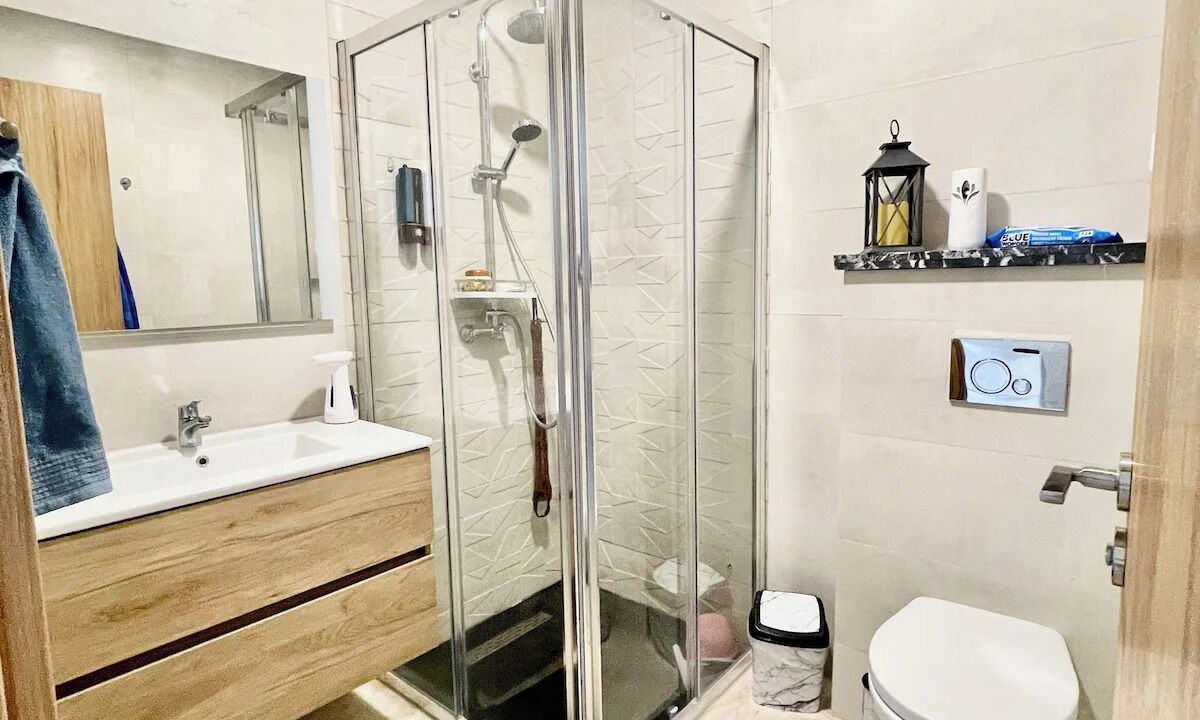 Photo of Bathroom in Quartier Industriel