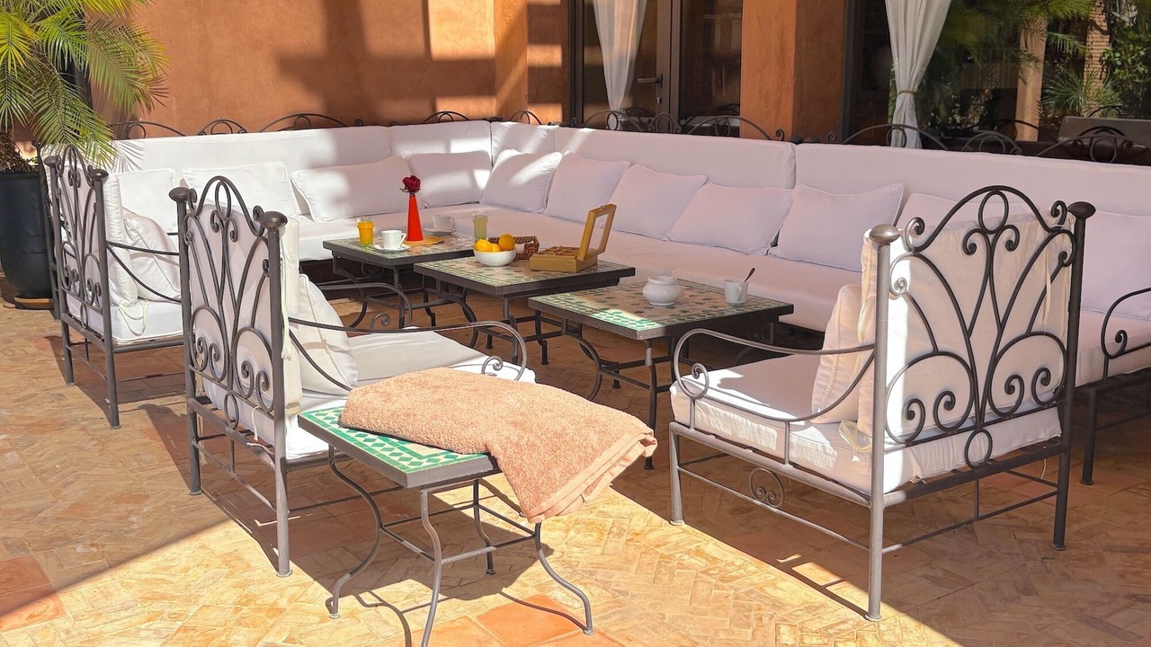 Photo of Patio Balcony in Sidi Abdallah Ghiat