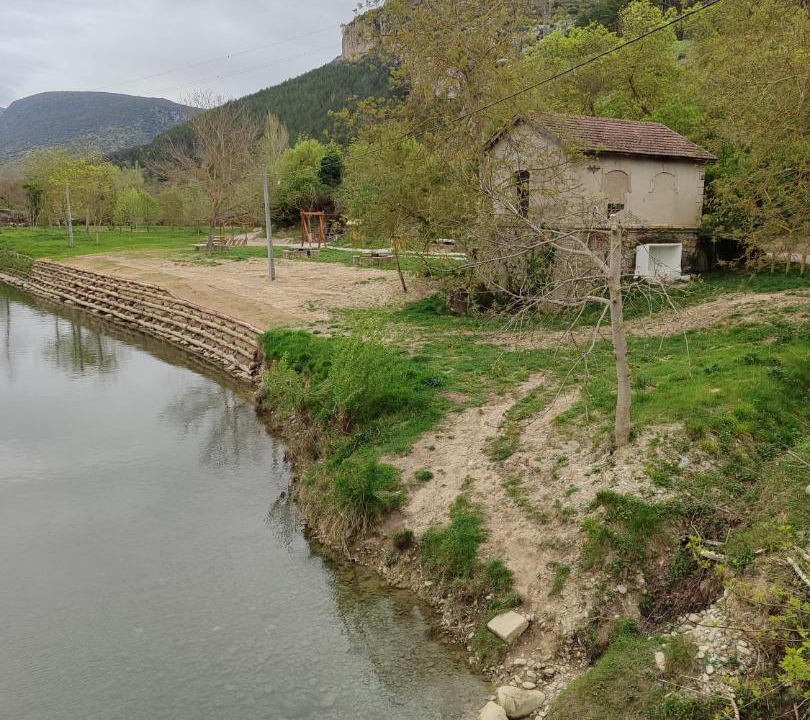 Photo of Others in Lumbier