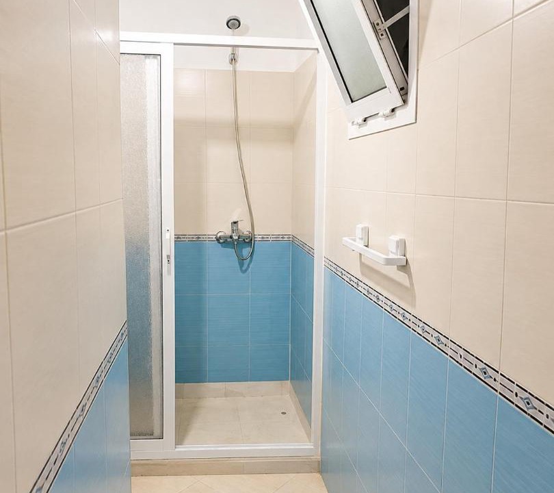 Photo of Bathroom in Gueznaia