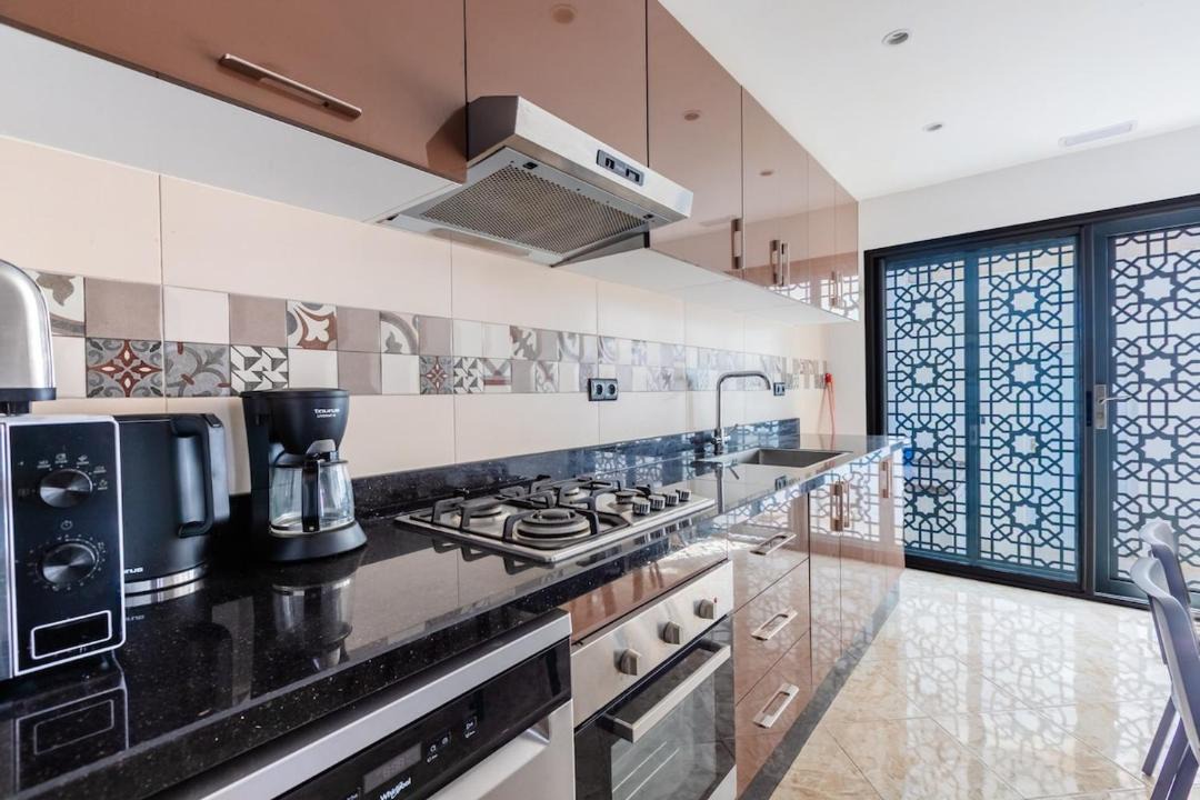 Photo of Kitchen in Tamrhakht