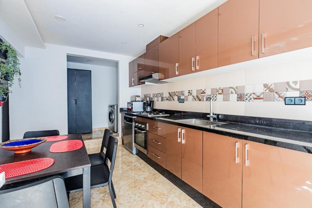 Photo of Kitchen in Tamrhakht