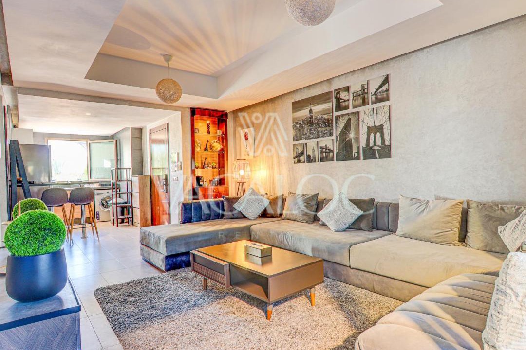 Photo of Livingroom in Tamrhakht