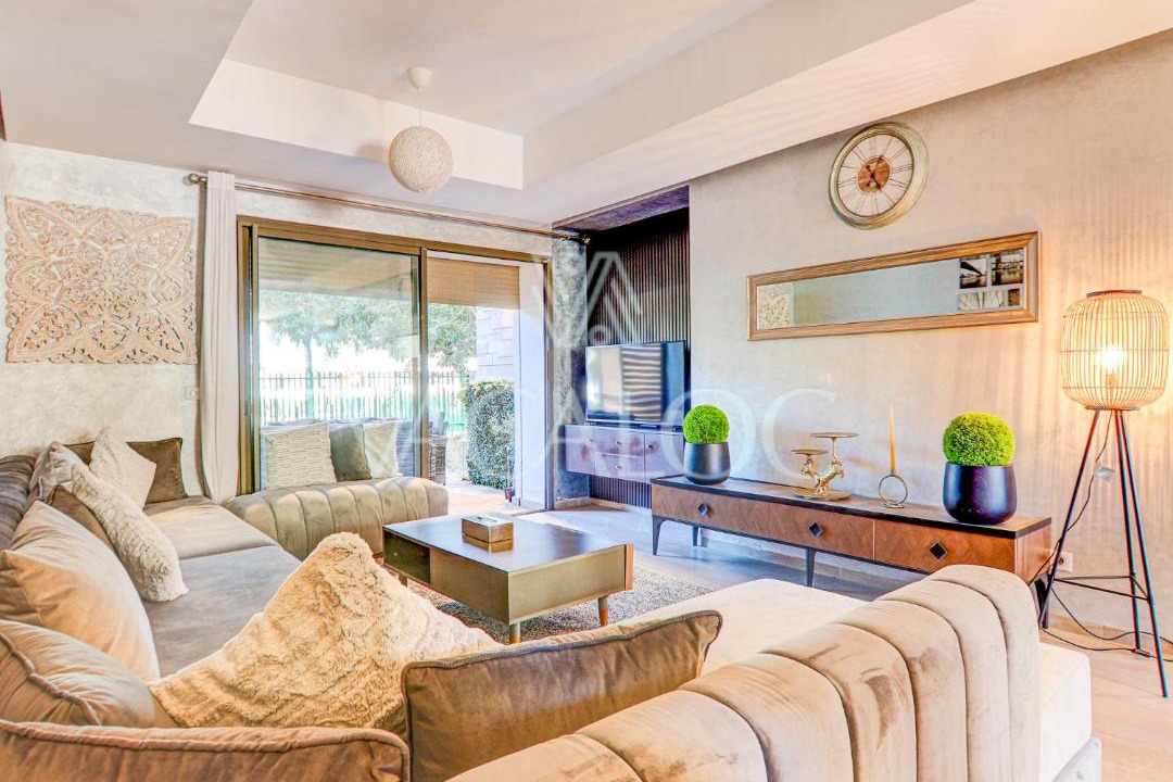 Photo of Livingroom in Tamrhakht