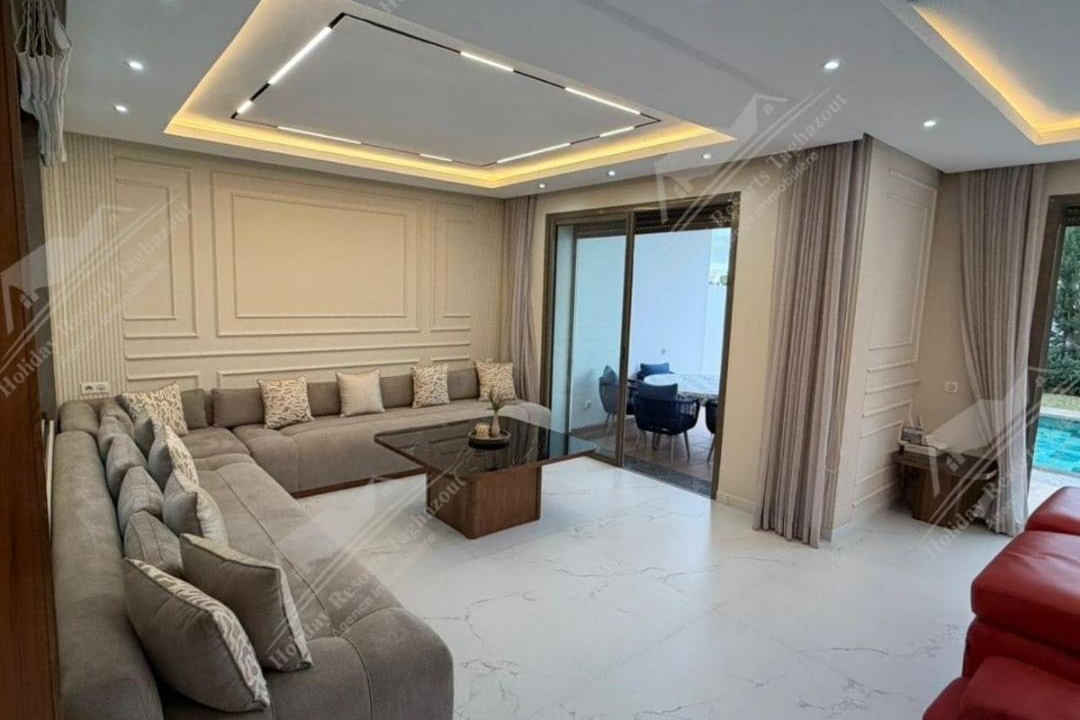 Photo of Livingroom in Tamrhakht