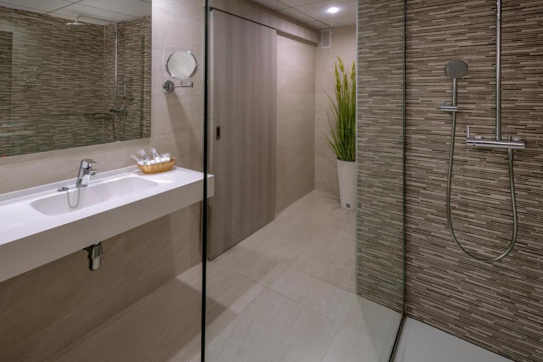 Photo of Bathroom in Salou City Centre