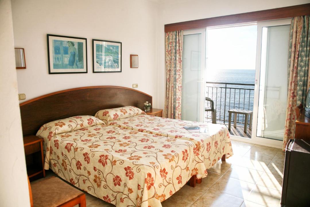 Photo of Bedroom in Cala Figuera