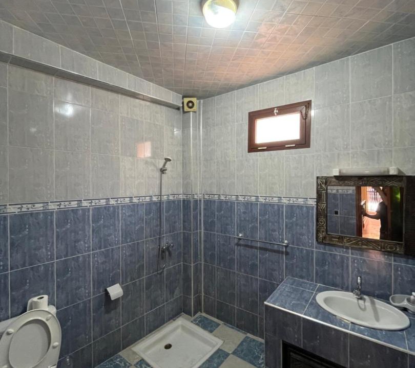 Photo of Bathroom in Tamrhakht