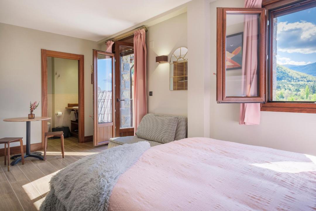 Photo of Bedroom in Biescas
