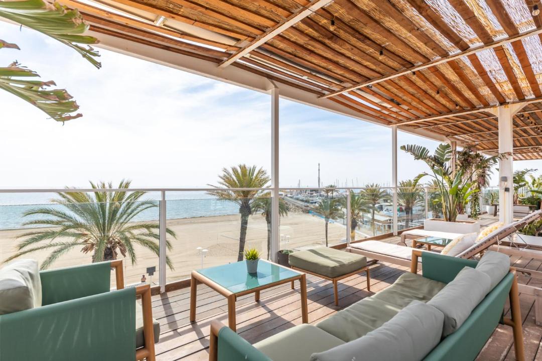 Photo of Patio Balcony in Playa Pobla de Farnals