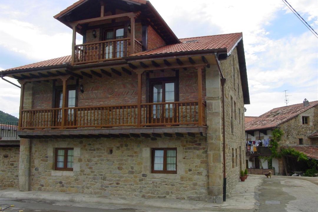 Photo of Others in Lloreda