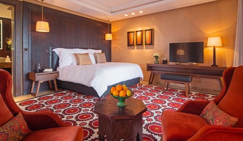 Dluxe Suite Garden View