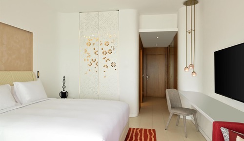 Room 1 King Bed Ocean View
