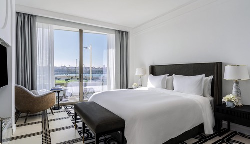 Fairmont, Room, 1 King Bed, Balcony, City View