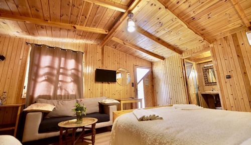 Deluxe Bungalow