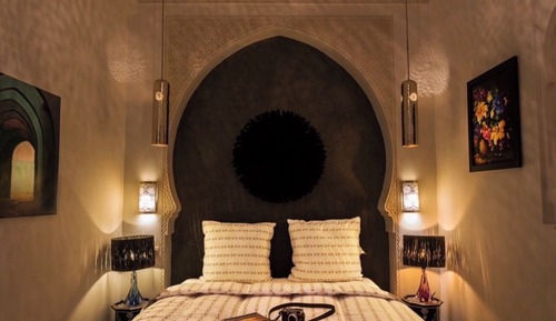 Double Room (The Black Room)