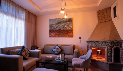 Deluxe Suite, 1 King Bed