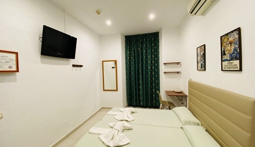 Double Room (with extra bed)