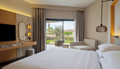 Room, 1 King Bed, Balcony (no view)