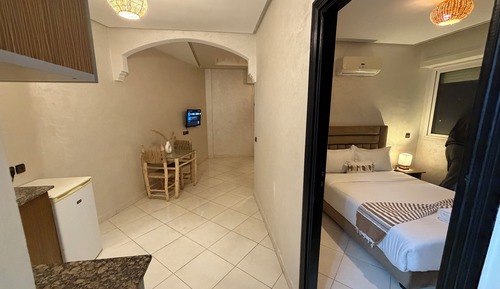 Family Studio, City View