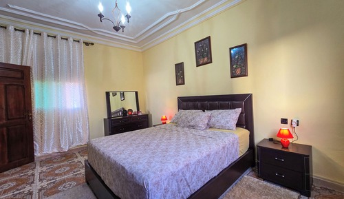 Classic Apartment, Partial Ocean View