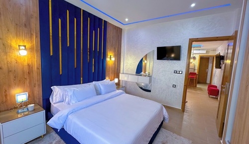 City Apartment, 2 Bedrooms, Balcony, Garden View