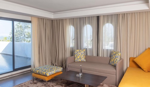 Exclusive Suite, 1 King Bed, Ocean View