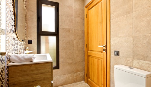 City Suite, Ensuite