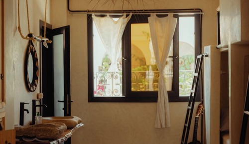 Economy Shared Dormitory, Men only