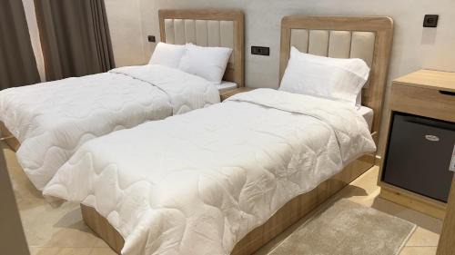 Twin Room with Private Bathroom
