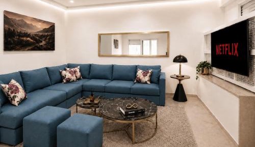 Deluxe One-Bedroom Apartment with Garden View