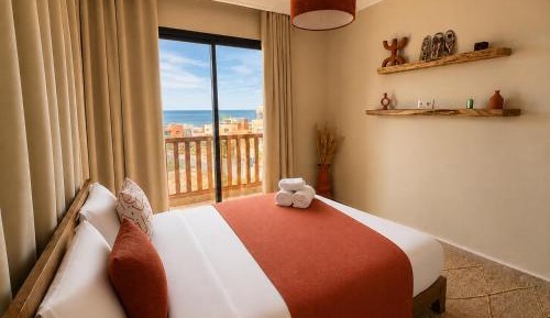 Deluxe Double Room with Balcony and Sea View