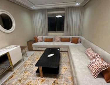 Two-Bedroom Apartment with Mountain View